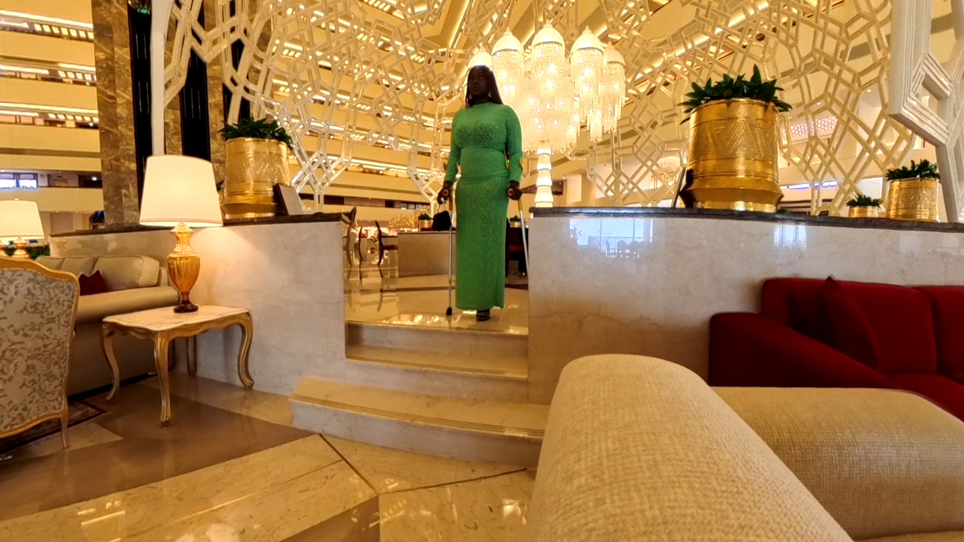 Doris Hotel Dreams 1