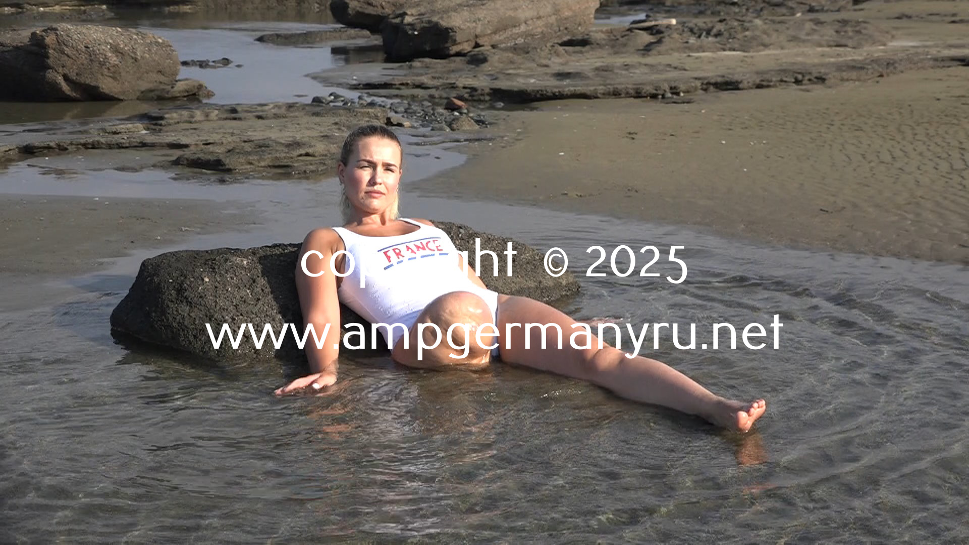 Jolie White Sensation